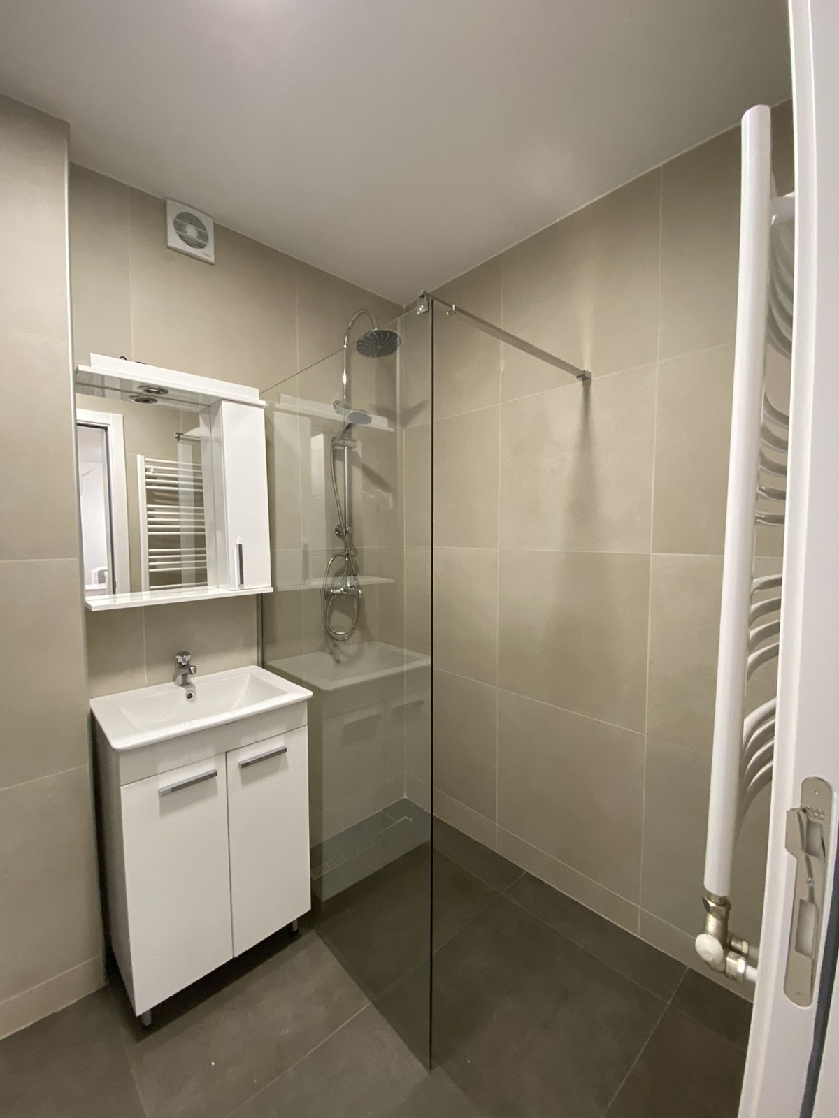 Lekino Brdo ul Tikveska 42m2 namesten uknjizen 5