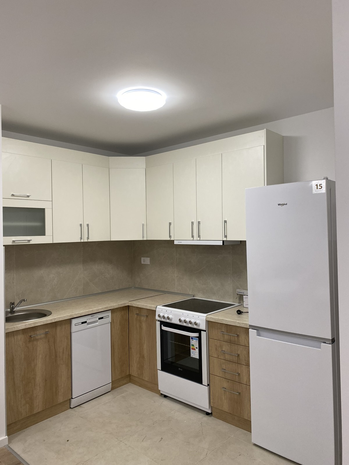 Lekino Brdo ul Tikveska 42m2 namesten uknjizen 3