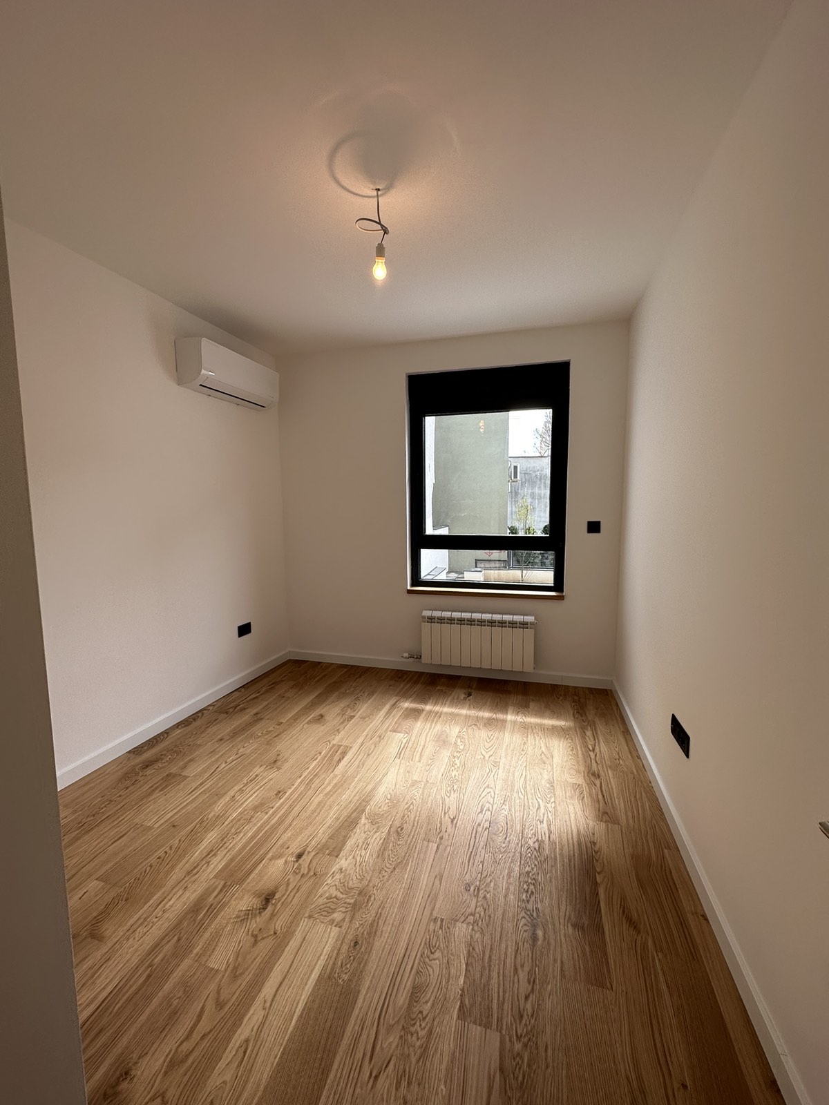 Vracar trosoban stan 70m2 LUX useljiv 3