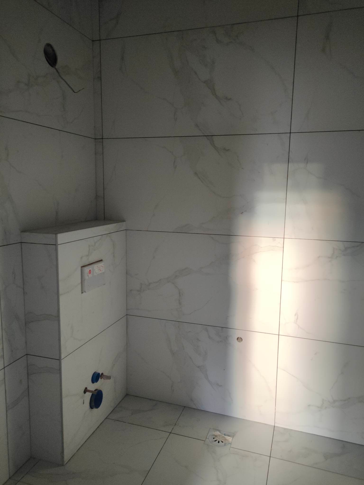 Prodajem dvosoban stan u Novom Sadu 42m2 5