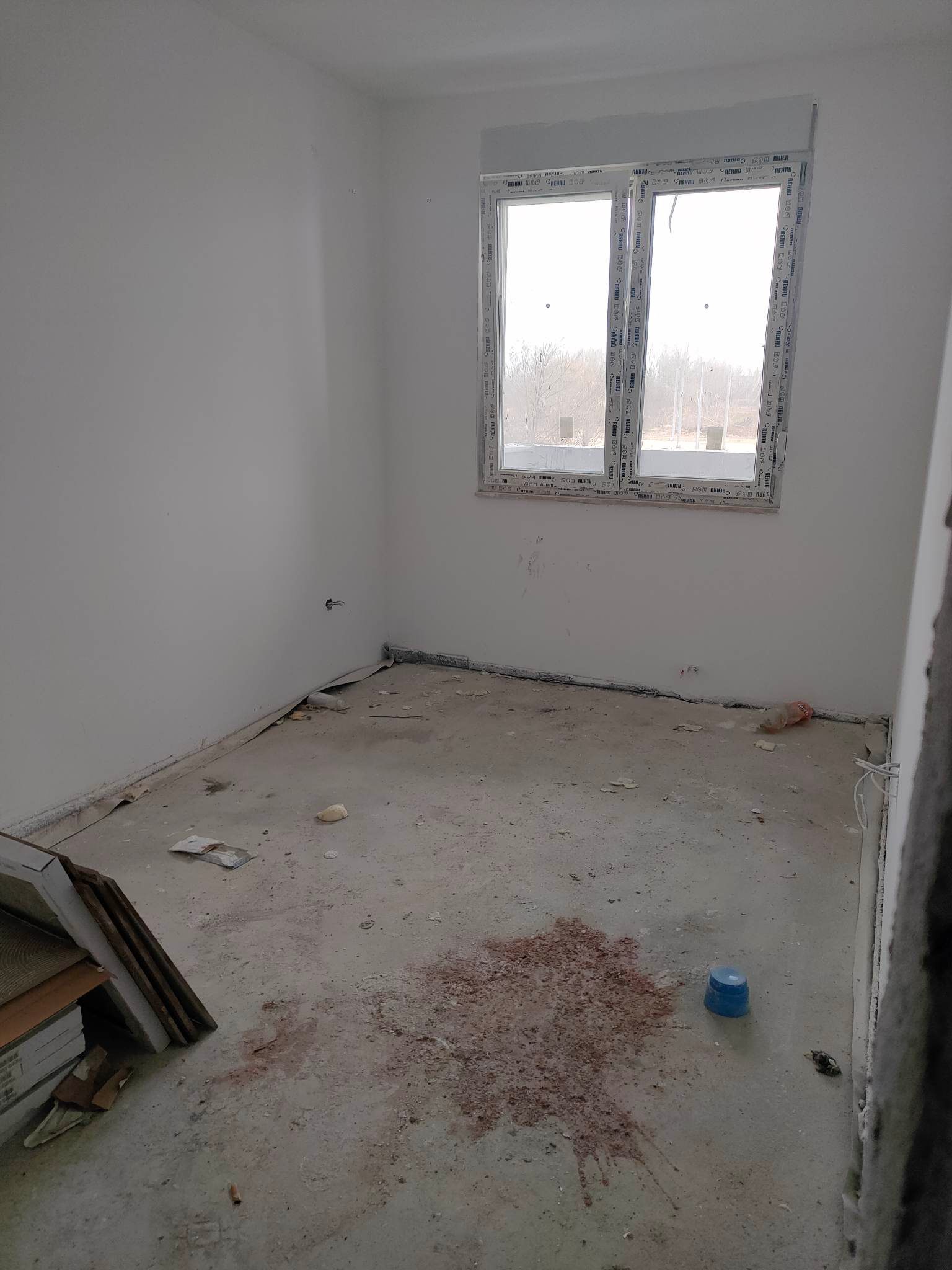 Prodajem dvosoban stan u Novom Sadu 42m2 3