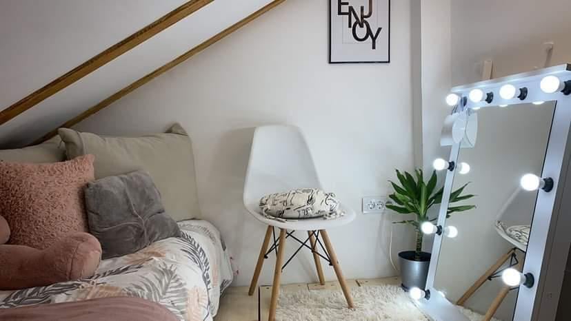 Odmah useljiv nov Dupleks sa galerijom  Mirijevо 5