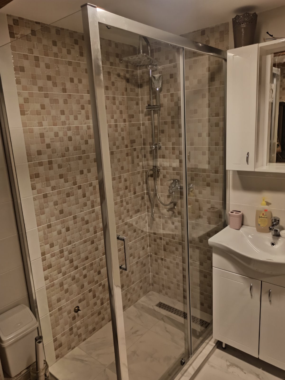 Odmah useljiv nov Dupleks sa galerijom  Mirijevо 4