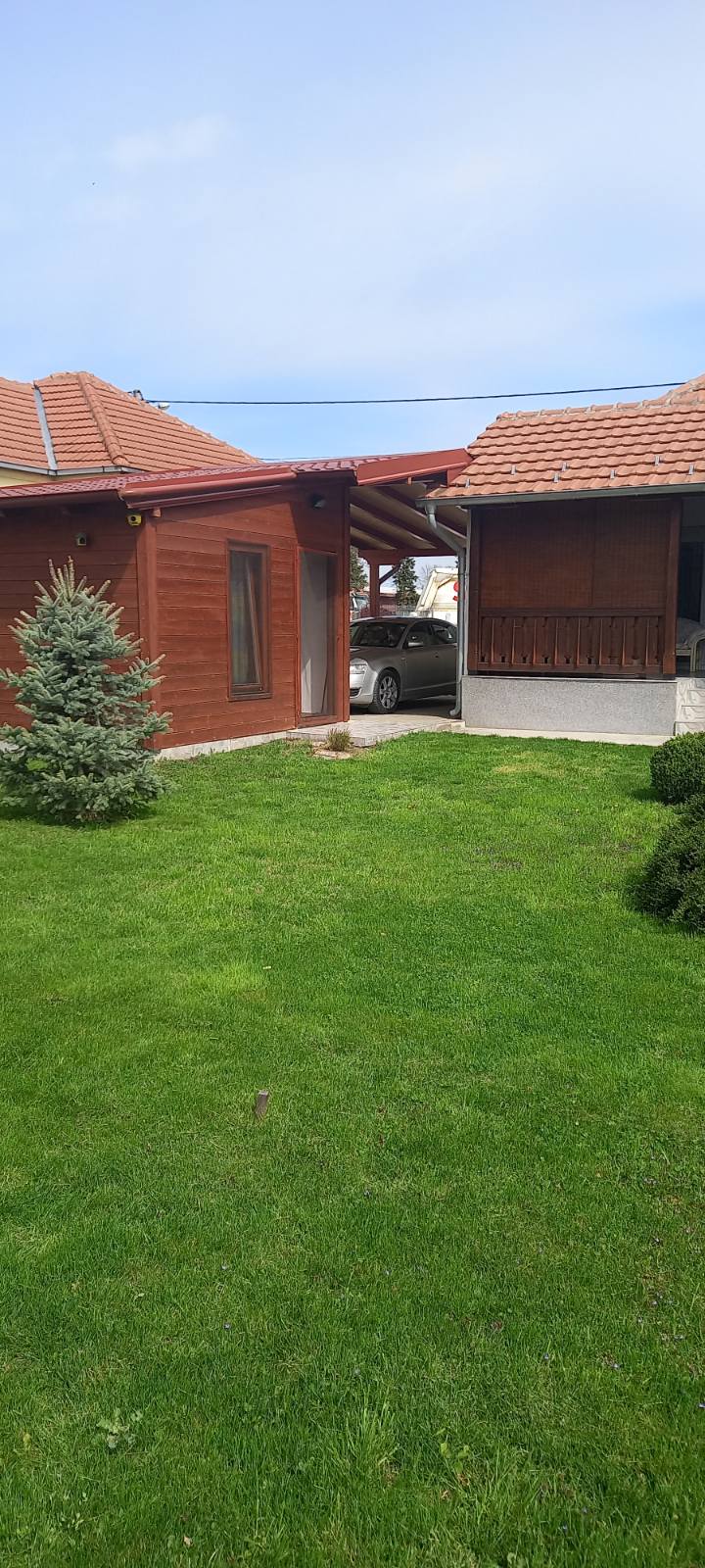 Prodajem novu kucu u Cacku 5