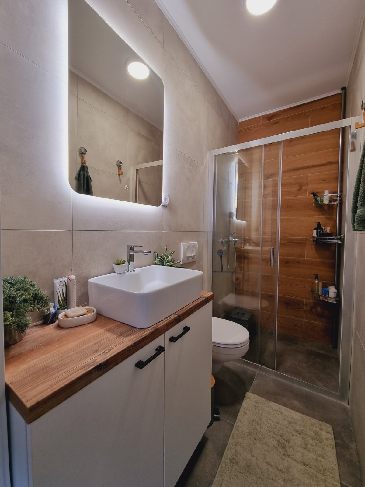 Luksuzan porodican kompletno namesten 4 soban stan 5