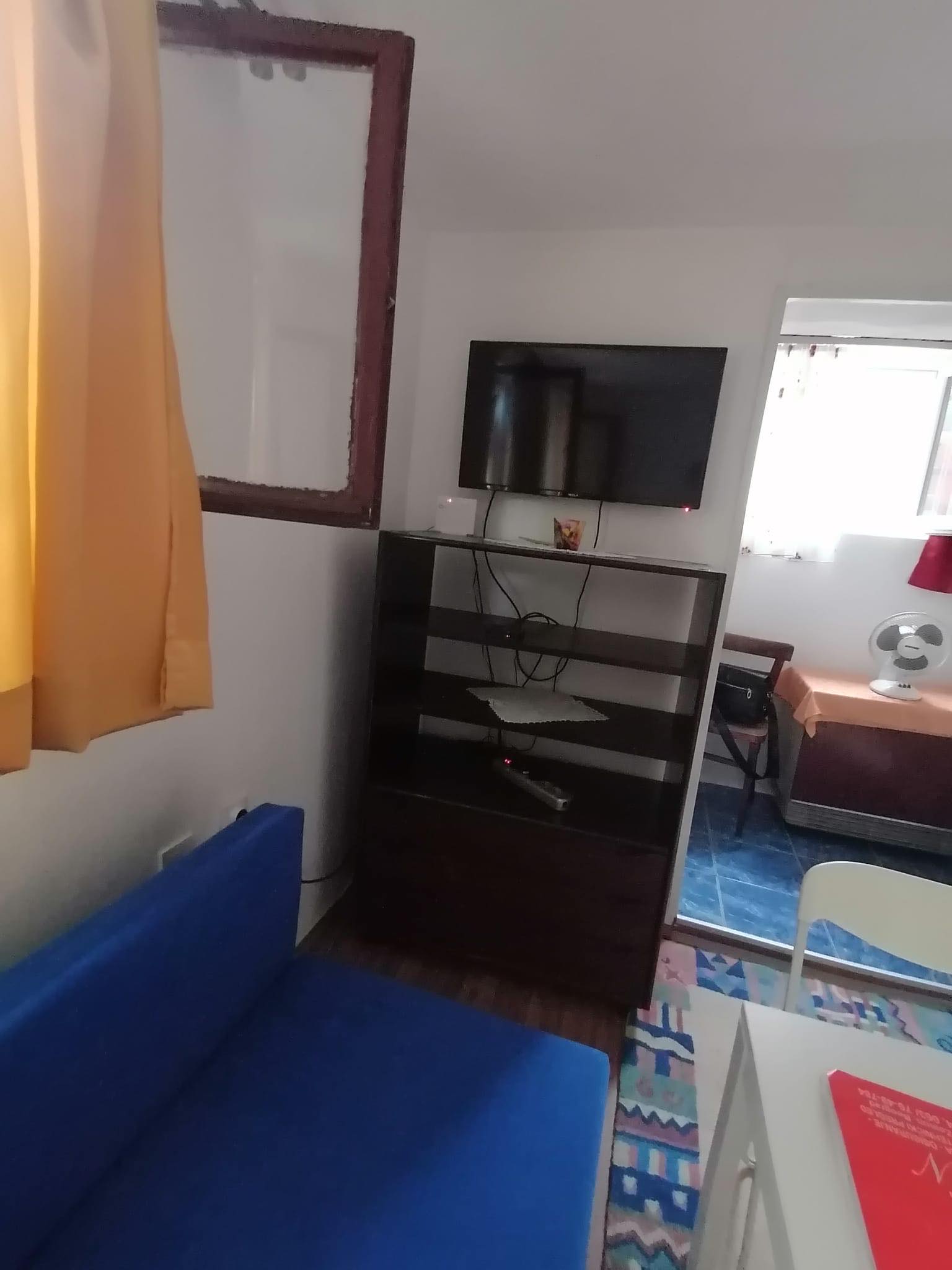 Izdajem garsonjeru 3