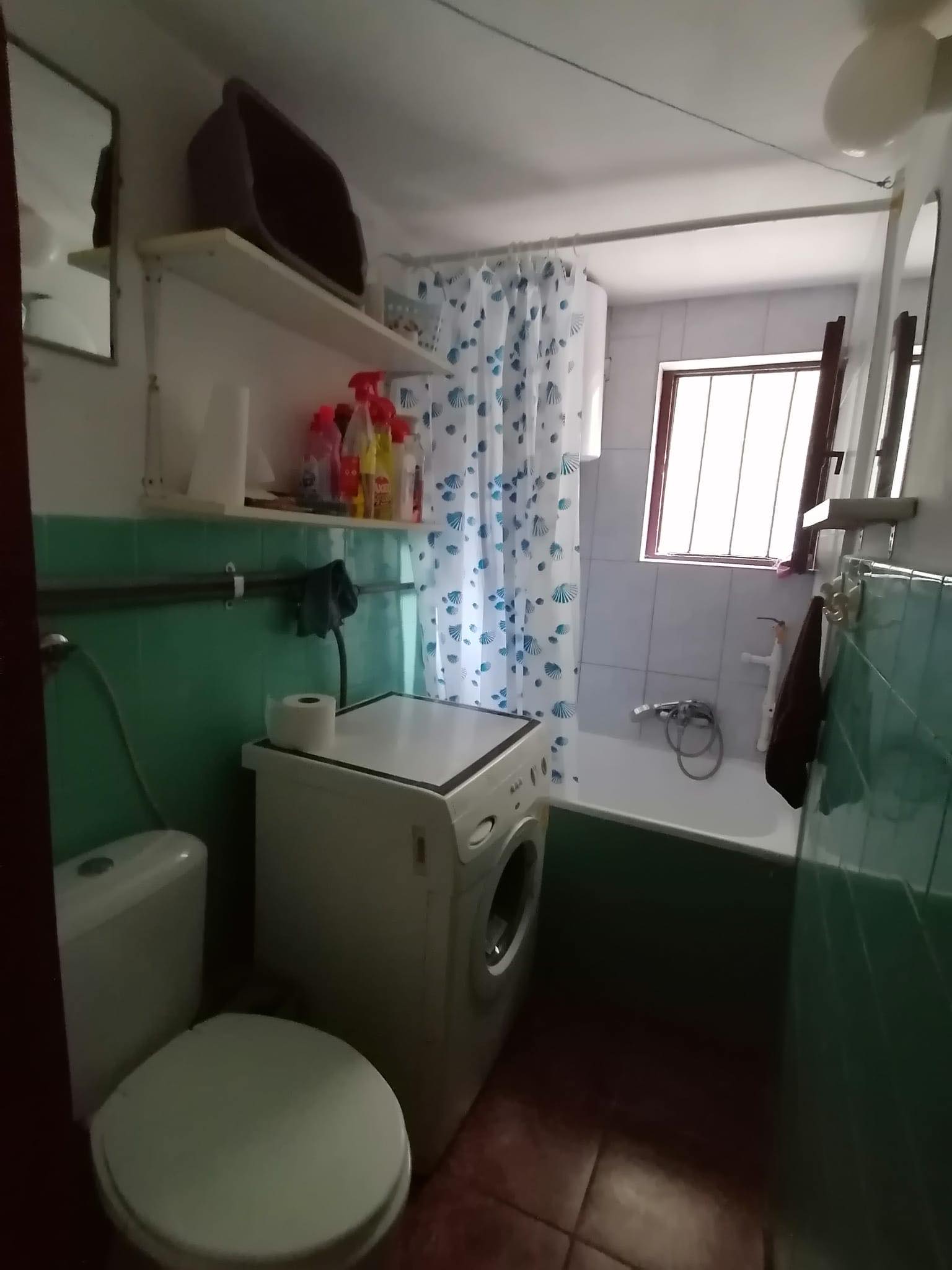 Izdajem garsonjeru 5