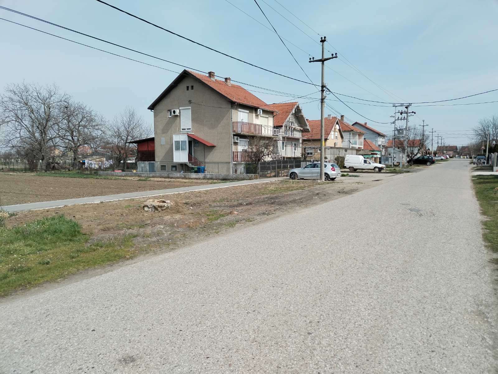 Plac u Dobanovcima 3