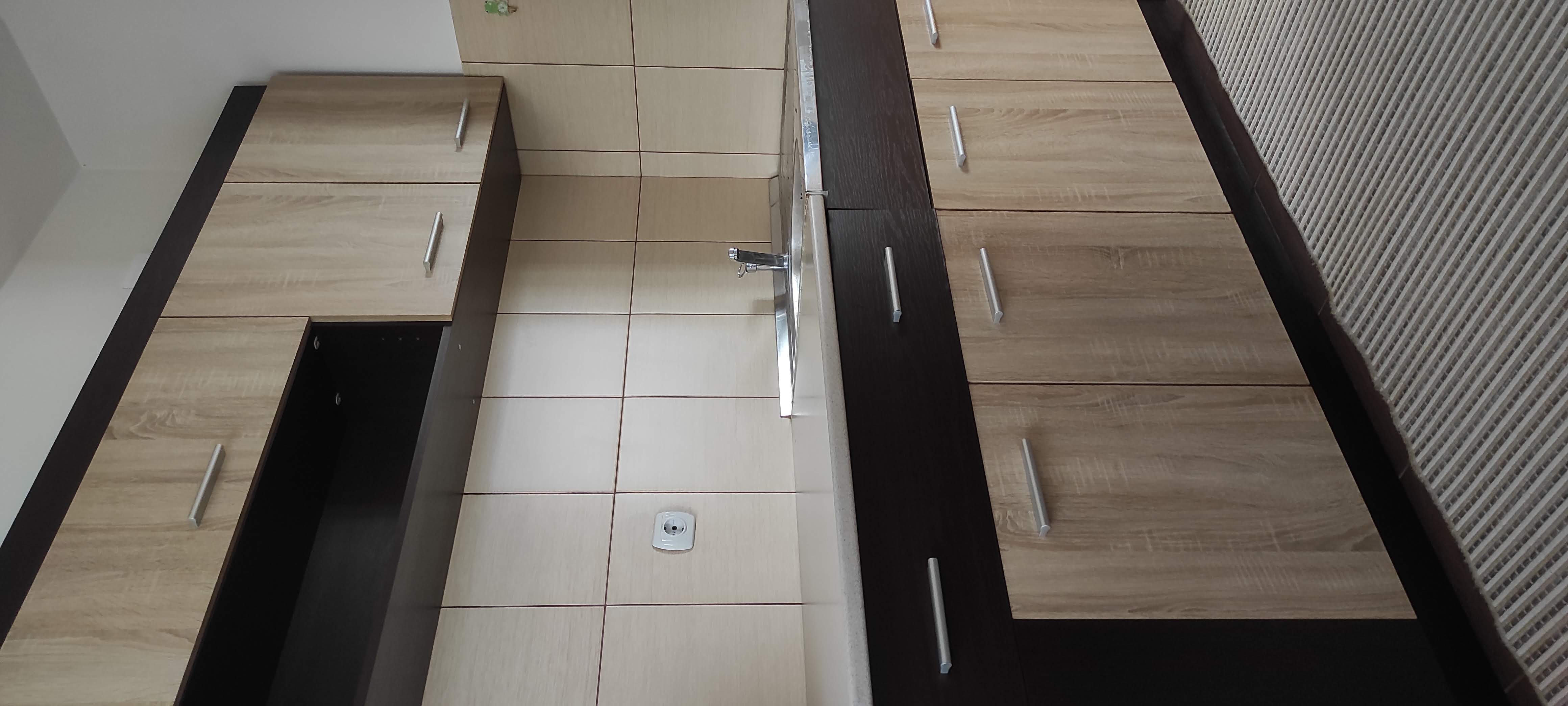 Izdajem stan u Nišu 2