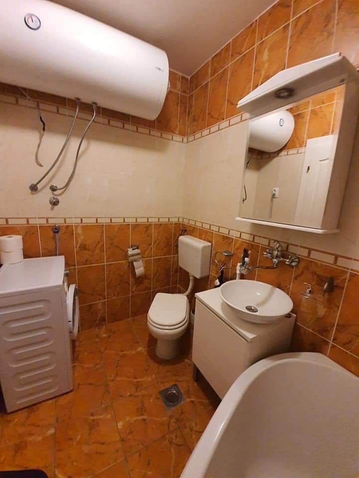 Novi Sad  Grbavica  jednosoban namešten stan  41m2  4