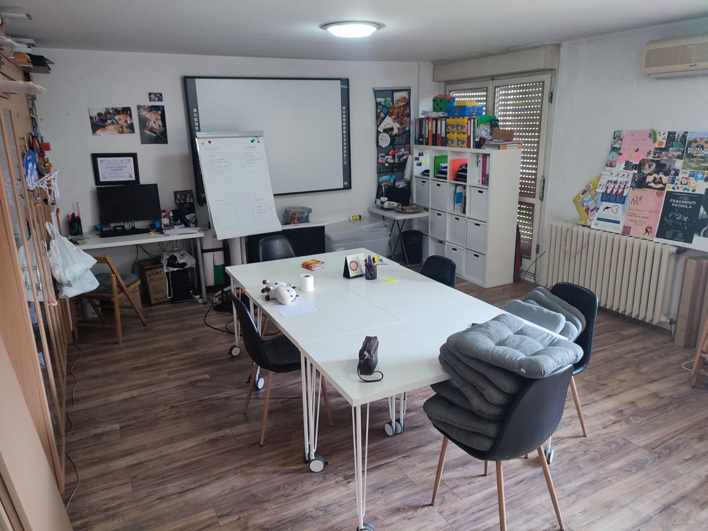 Liman   porodični četvorosoban stan u jednoj etaži   idealan raspored 062 792 583 2