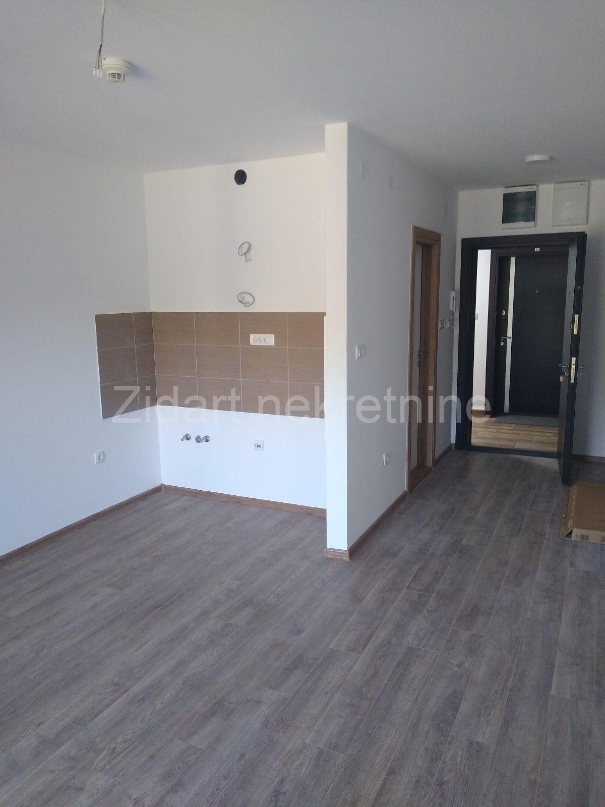 Vrnjačka Banja, Bulevar srpskih ratnika  2