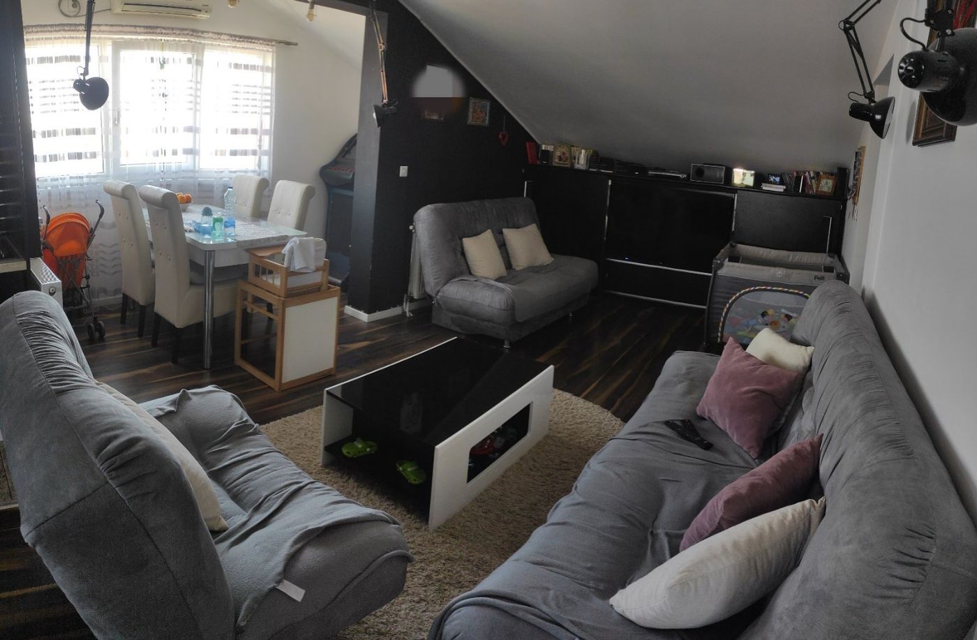 Povoljno   uknjižen trosoban stan   hitno   062 792 583 2