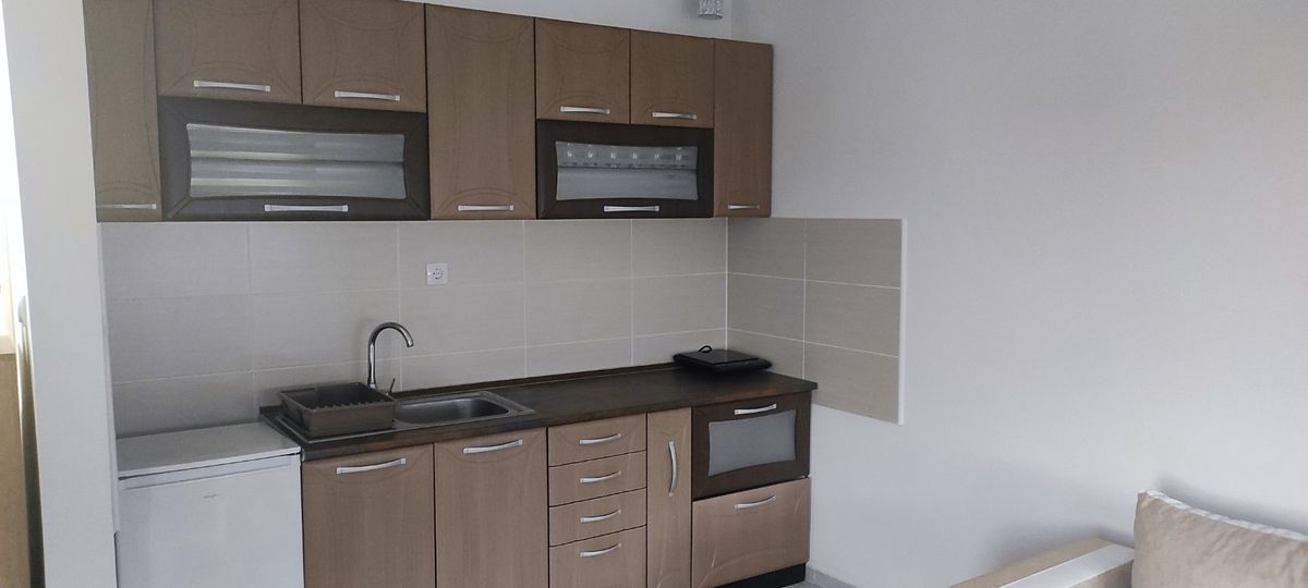 Savršena garsonjera u Telepskoj dolini   062 792 583 5