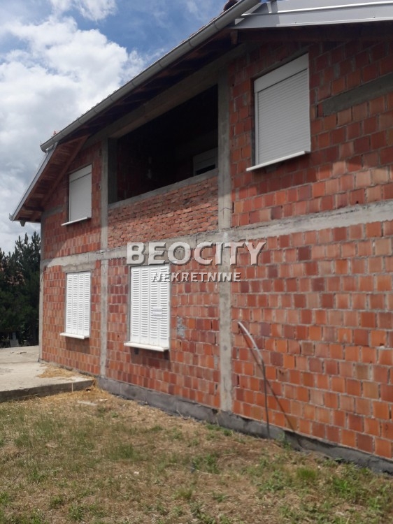 Petosobna kuća, 240 m2, Velika Moštanica, 1. maja ID: 102384903 19