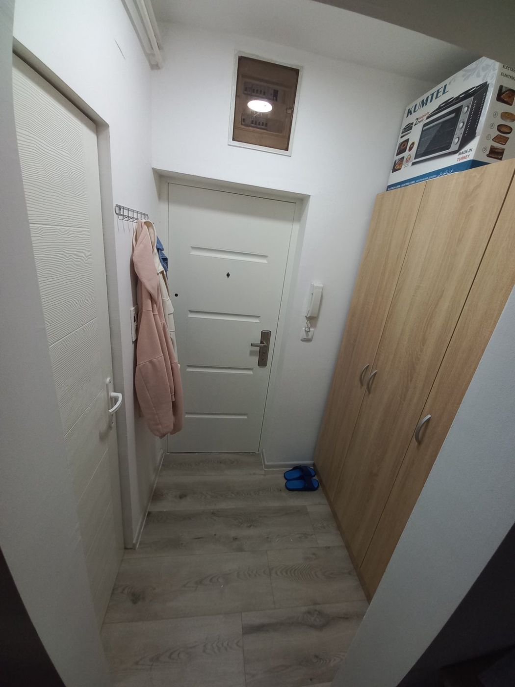 Liman 4   Banović Strahinje   namešten   izdat  bez ulaganja 062 792 583 5