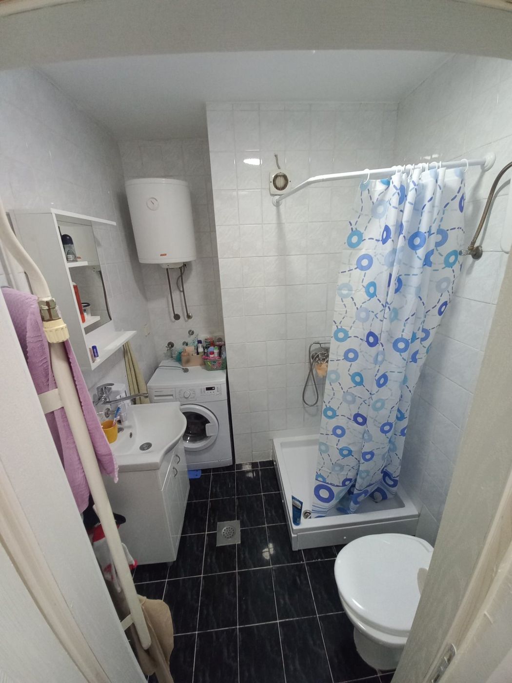 Liman 4   Banović Strahinje   namešten   izdat  bez ulaganja 062 792 583 4