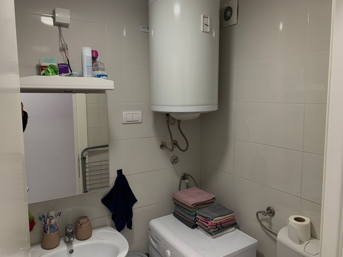 Kompletno namešten   odličan jednoiposoban stan 5