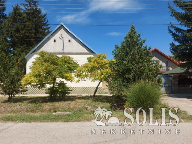 Jednosobna kuća, 205 m2, Zmajevo ID: 3002868 1