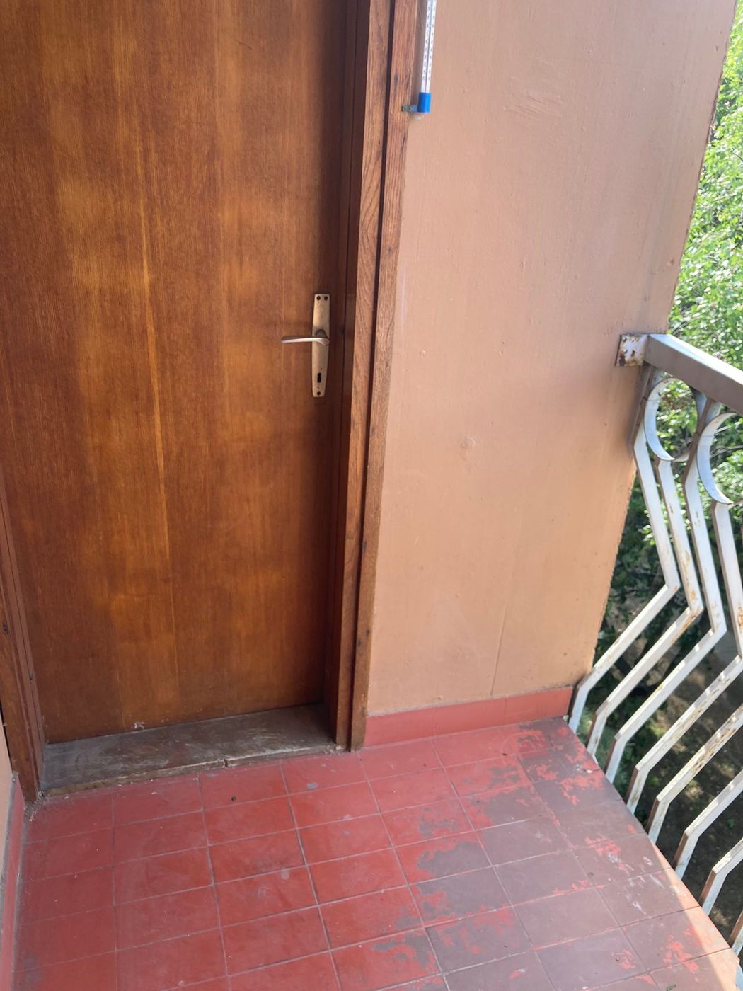 Liman   fasadna cigla   odličan raspored   062 792 583 5