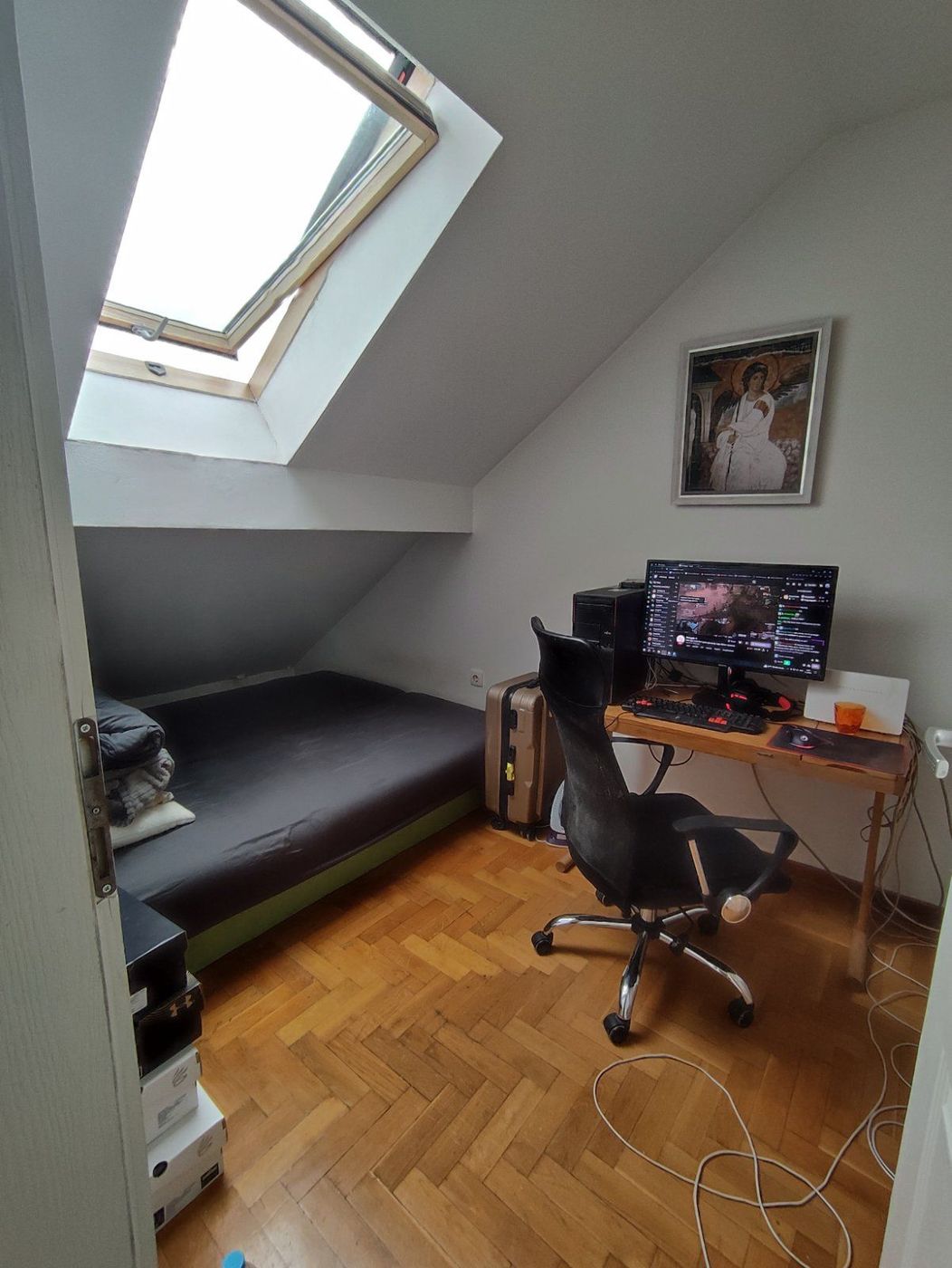 Odličan jednoiposoban stan   idealno za izdavanje   062 792 583 3