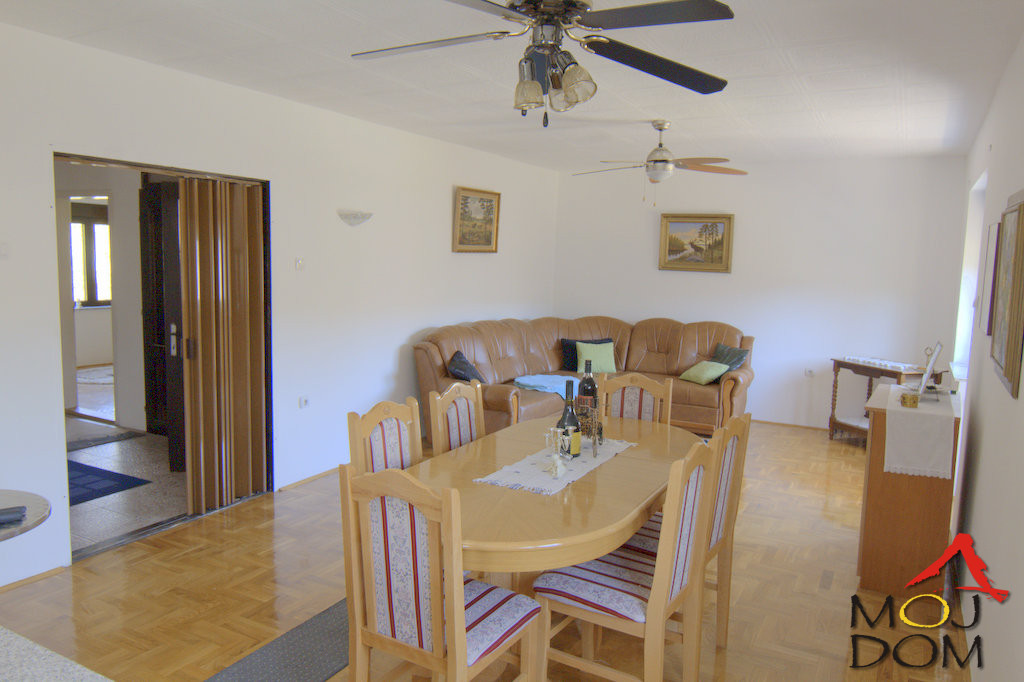 Kuca,RAKOVAC,RAKOVAC,kv: 220, € 195700, ID: 3003193 19