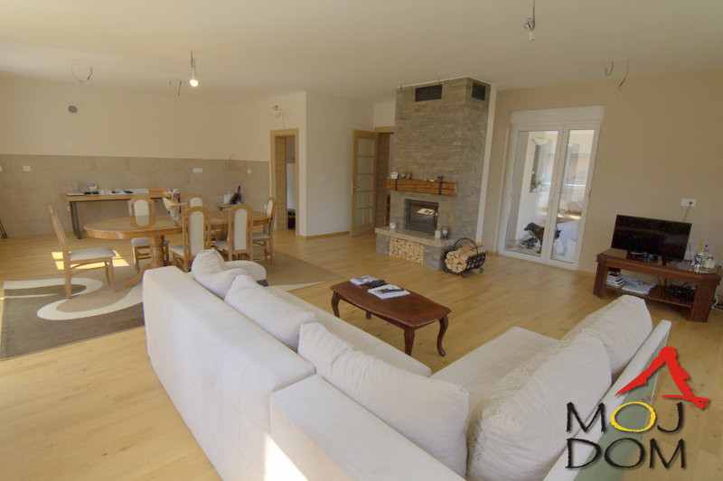 Kuca,SREMSKA KAMENICA,POPOVICA,kv: 166, € 1310000, ID: 3003157 26