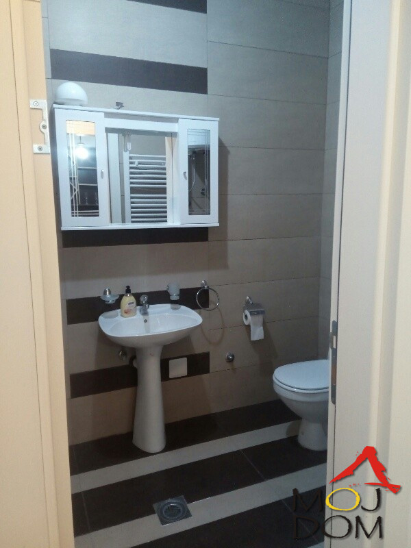 Stan,ZRENJANIN,CENTAR,kv: 61, € 77300, ID: 1025905 9