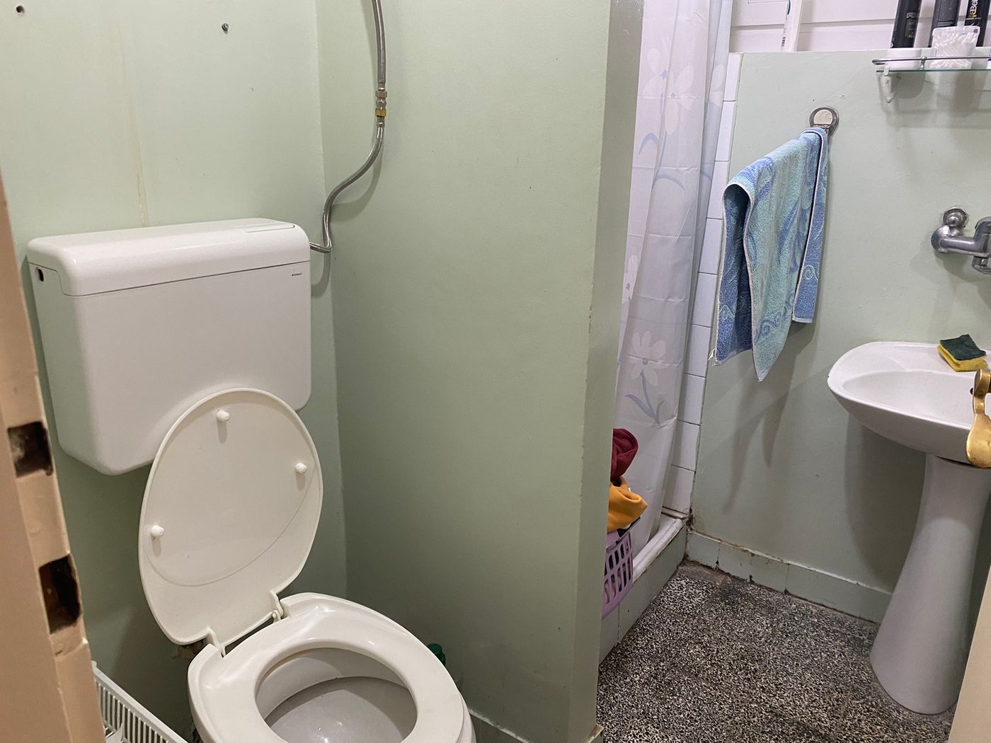 Uknjižen   dogovor   062 792 583 3