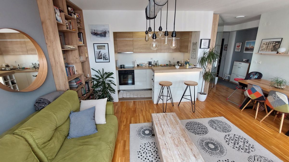 Savršen dvosoban stan   nov  gas    062 792 583 2