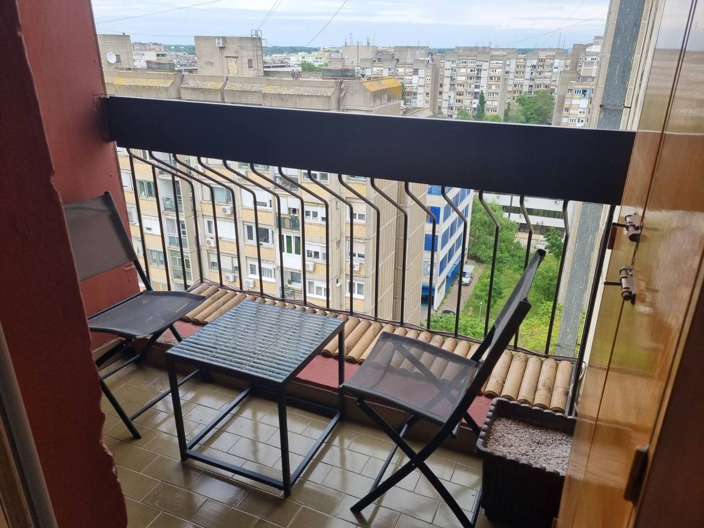 Odličan dvosoban stan sa puno potencijala   062 792 583 4