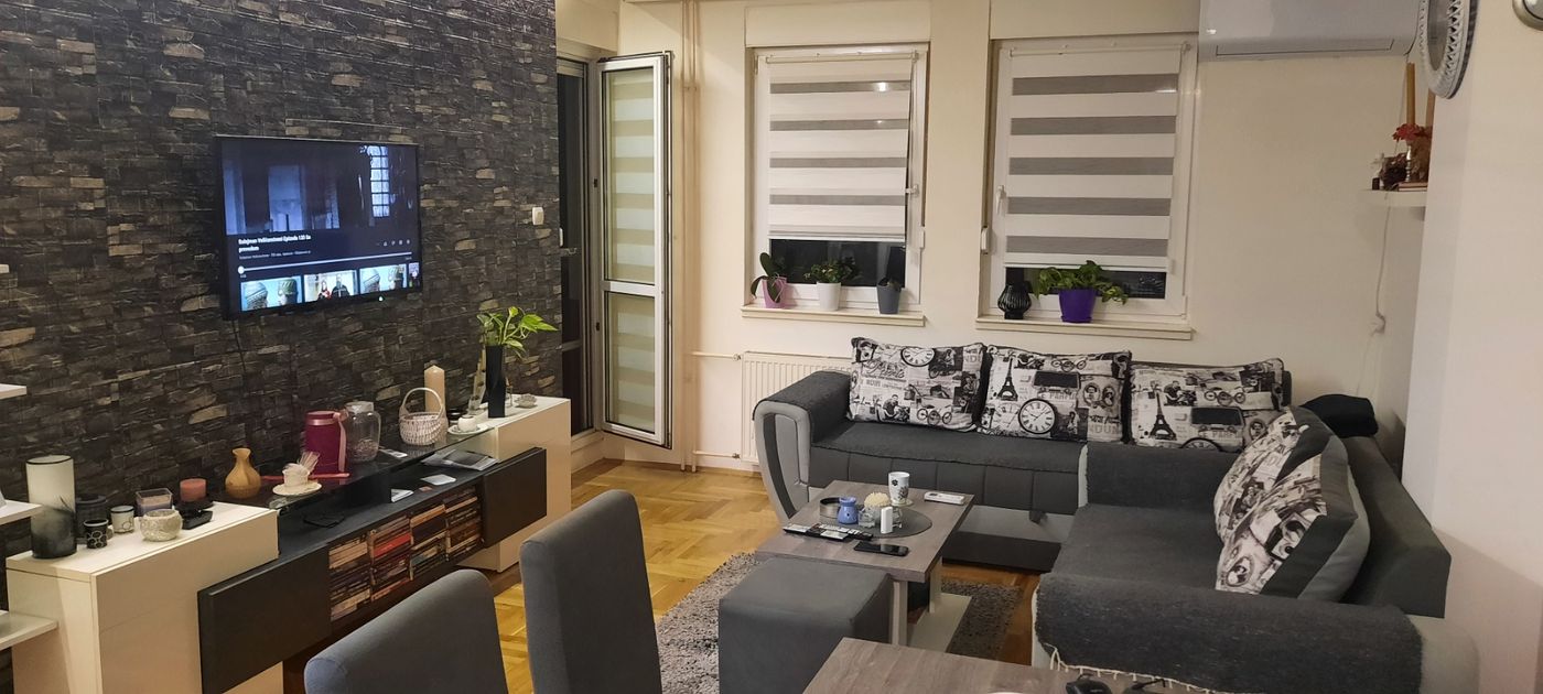 Blok Milana Tepića   uknjižen   bez ulaganja 062 792 583 2