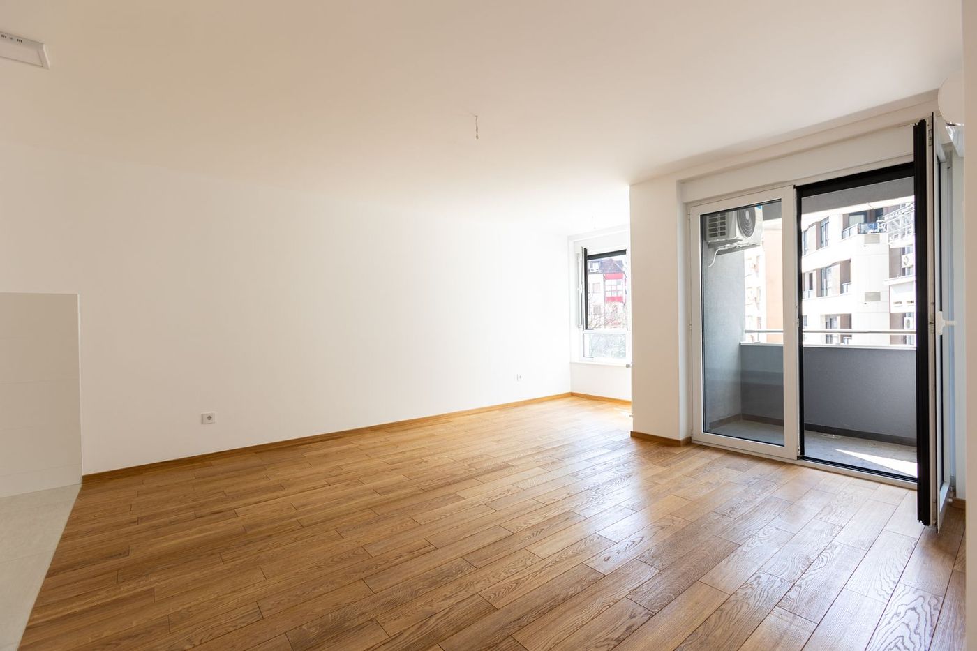 EKSKLUZIVNA LOKACIJA   68m2 retko u ponudi  1