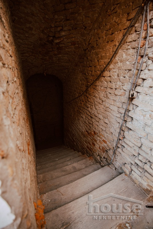 Kuca,NOVI SAD,CENTAR549m2,1100000€ , ID: 3044852 25