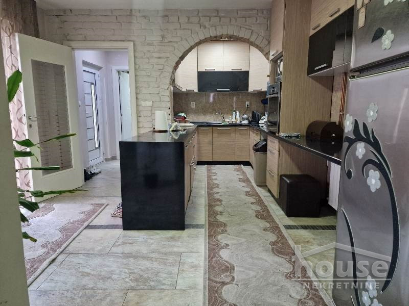 Kuca,NOVI SAD,KLISA250m2,236900€ , ID: 3045660 4