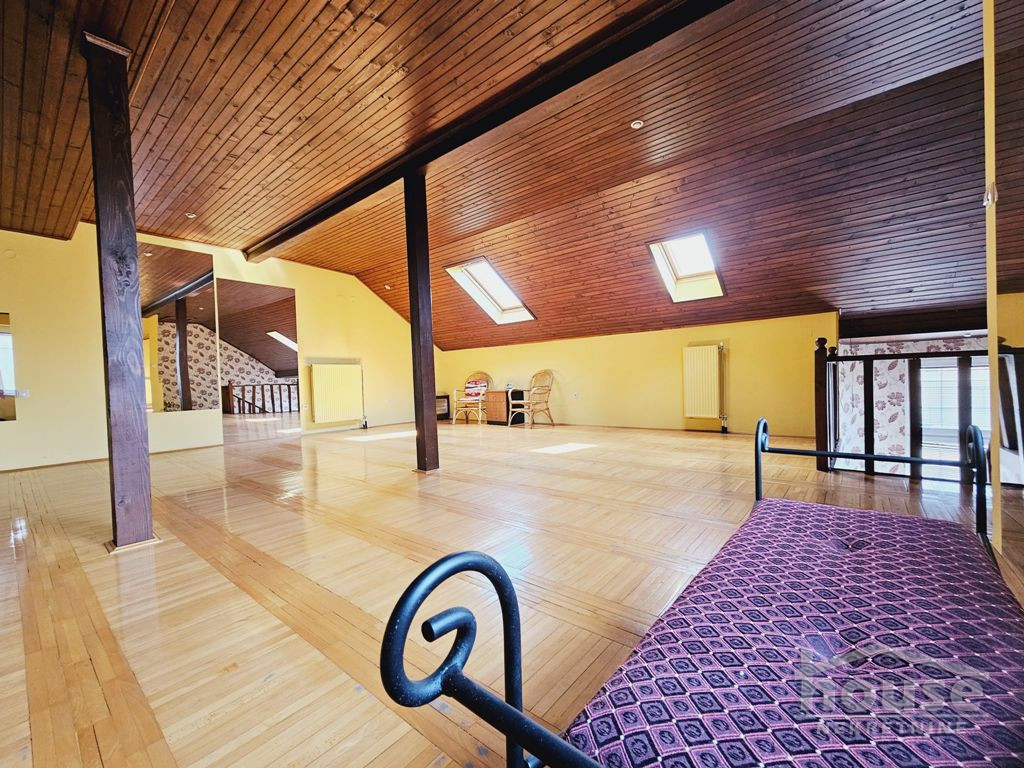 Kuca,NOVI SAD,TELEP210m2,339900€ , ID: 3045306 22