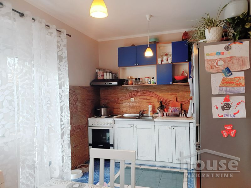 Kuca,PETROVARADIN,MIŠELUK200m2,185400€ , ID: 3044923 9