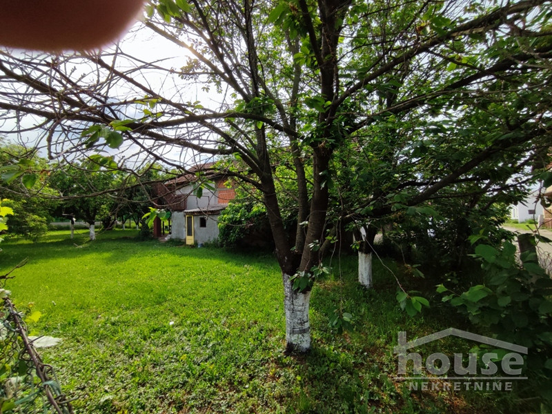 Kuca,PETROVARADIN,SADOVI81m2,109200€ , ID: 3045359 11