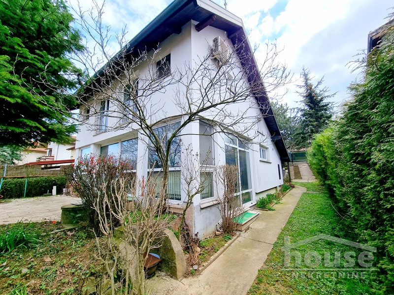 Kuca,SREMSKA KAMENICA,BOCKE390m2,1€ , ID: 3045628 1