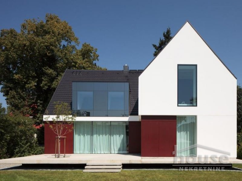 Kuca,SREMSKA KAMENICA,CENTAR271m2,399000€ , ID: 3045012 2