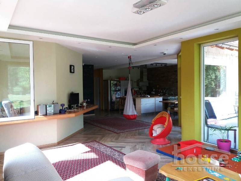 Kuca,SREMSKA KAMENICA,CENTAR272m2,1133000€ , ID: 3044939 4