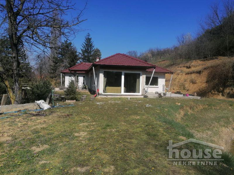 Kuca,SREMSKA KAMENICA,CENTAR272m2,1133000€ , ID: 3044939 18