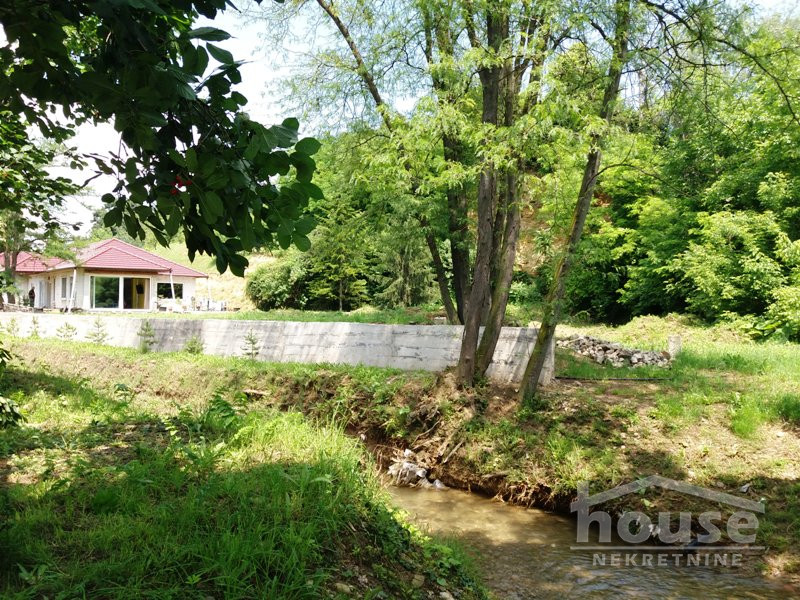 Kuca,SREMSKA KAMENICA,CENTAR272m2,1133000€ , ID: 3044939 7