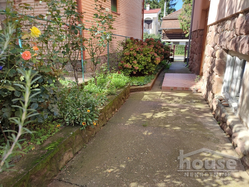 Kuca,SREMSKA KAMENICA,CENTAR380m2,257500€ , ID: 3045429 31