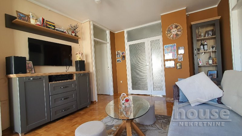 Stan,NOVI SAD,BULEVAR 75m2,154500€ , ID: 1058721 6