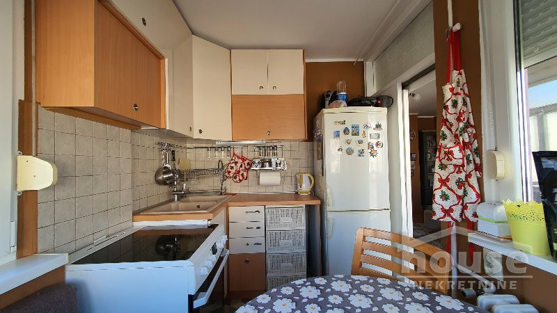 Stan,NOVI SAD,BULEVAR 75m2,154500€ , ID: 1058721 9