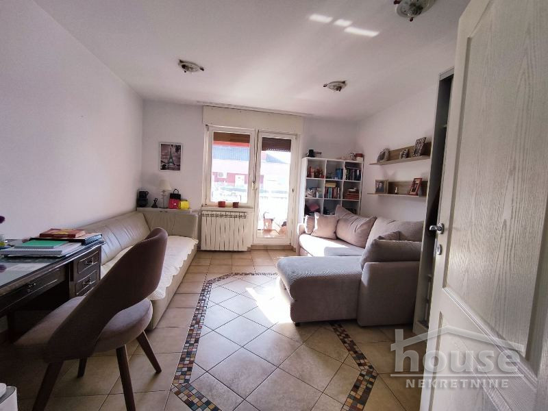 Stan,NOVI SAD,BULEVAR 80m2,190550€ , ID: 1057082 4