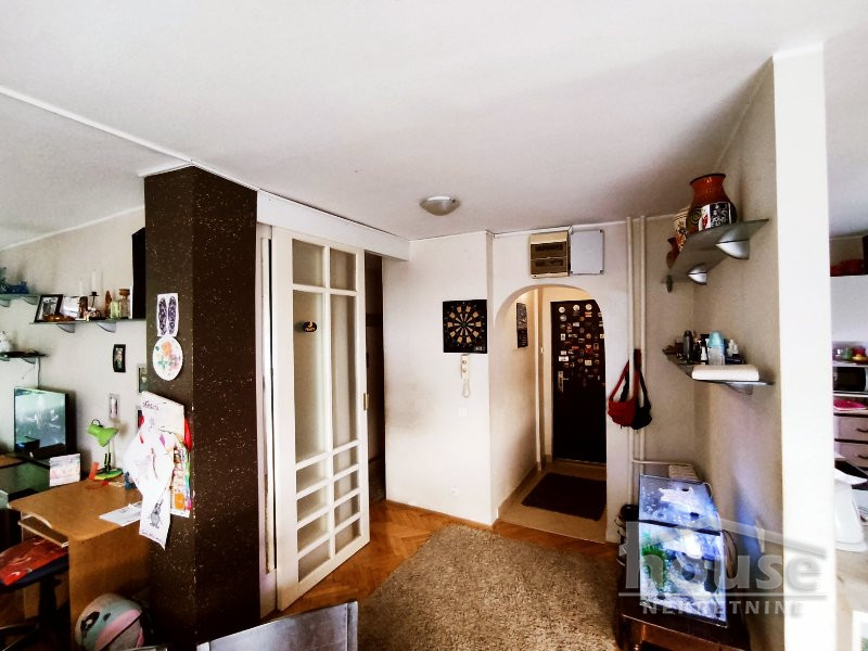 Stan,NOVI SAD,BULEVAR 86m2,339900€ , ID: 1056203 9