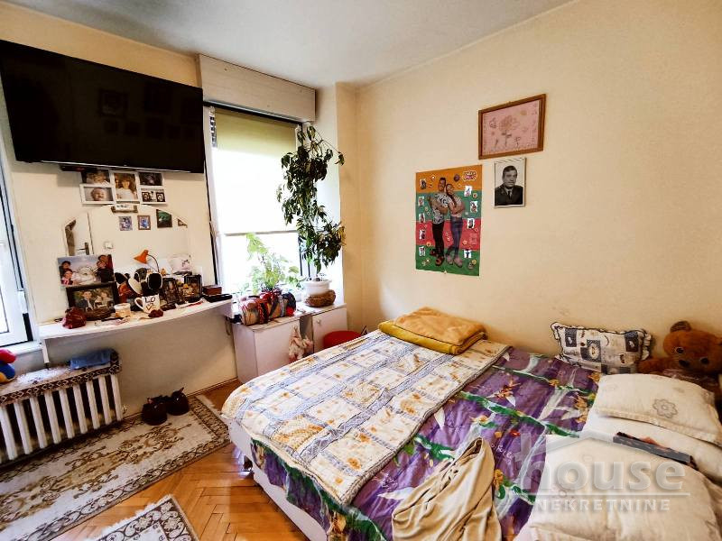 Stan,NOVI SAD,BULEVAR 86m2,339900€ , ID: 1056203 11