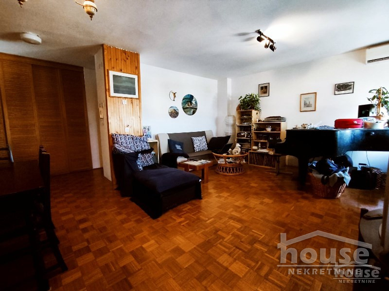 Stan,NOVI SAD,BULEVAR 94m2,213000€ , ID: 1056172 5